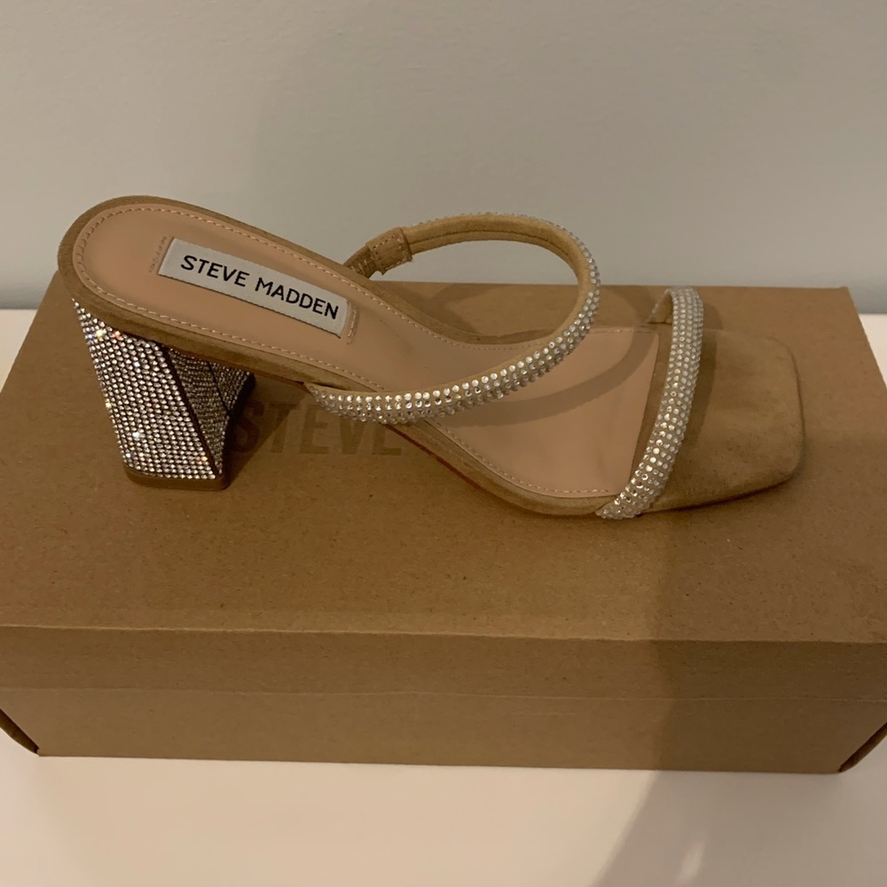 Steve Madden Sz7 Sasha Rhinestone Heels. Worn Once